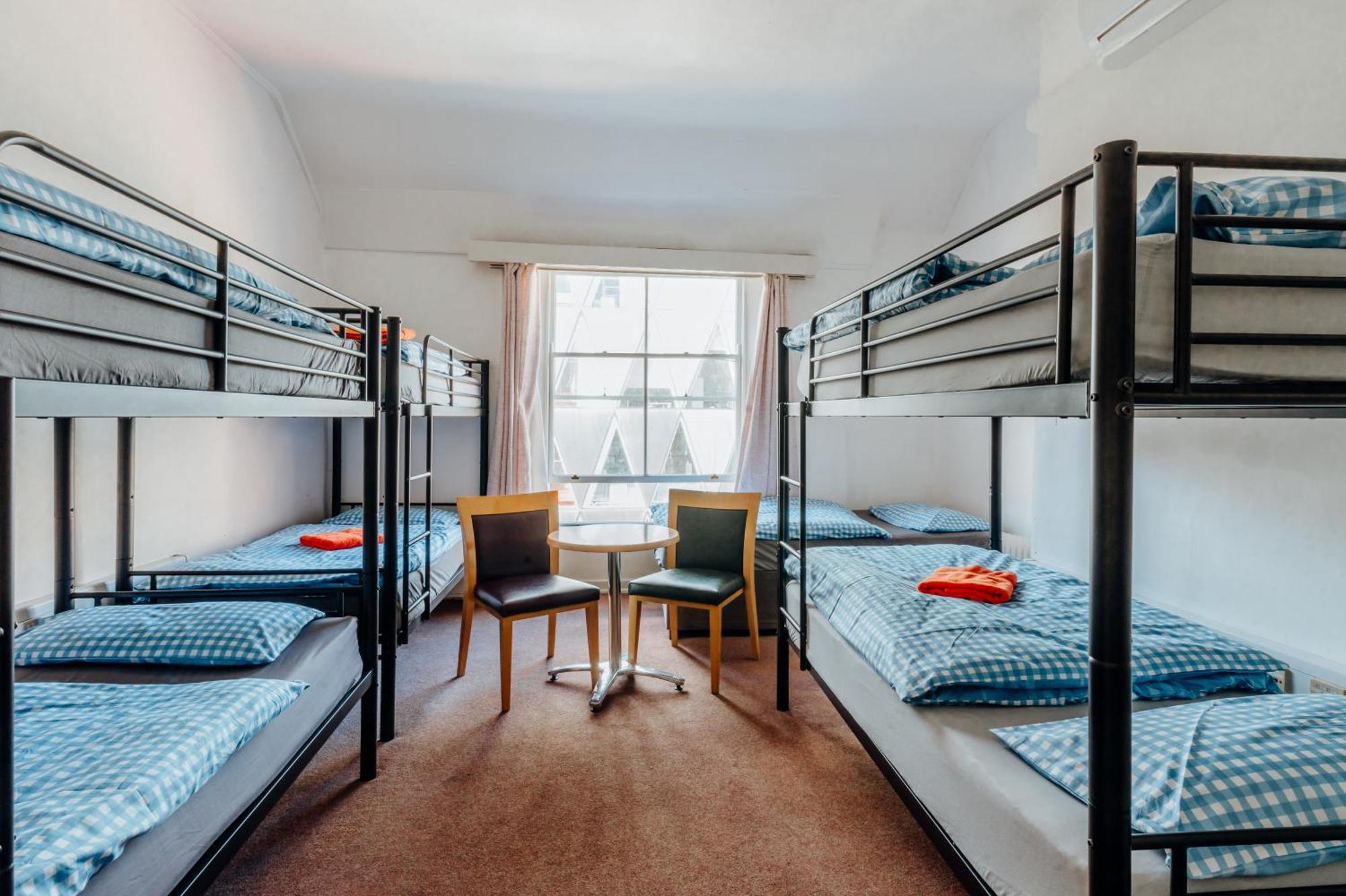 Eden Quay Private Inn *